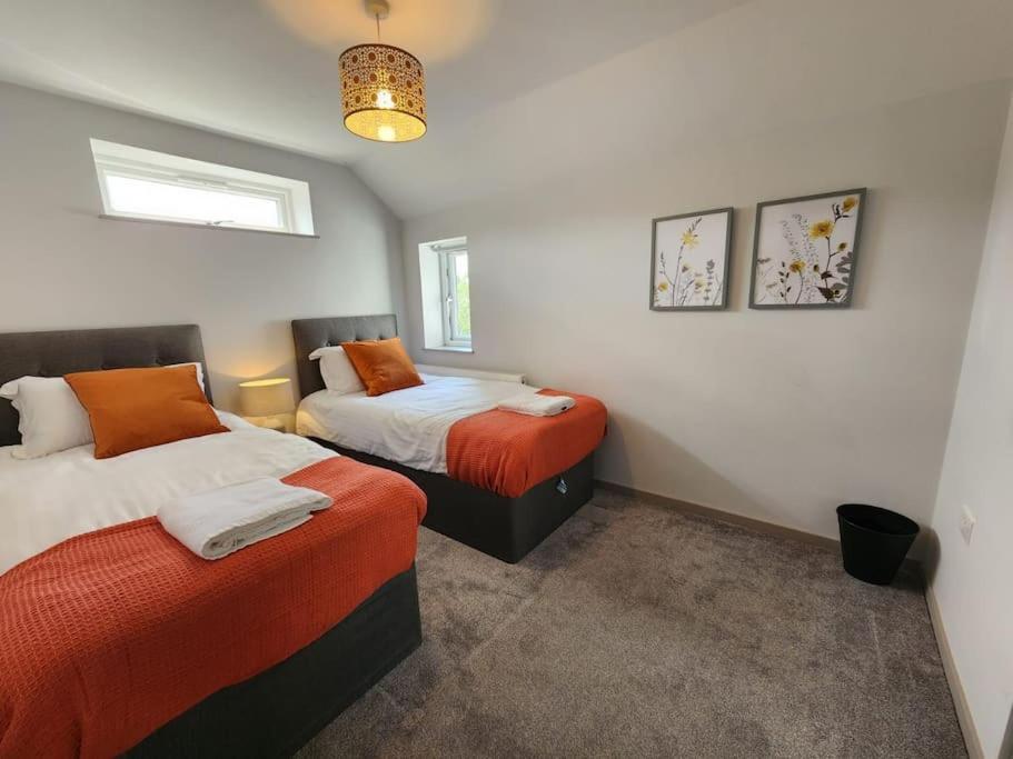 Horizon House, Modern 2-bedroom Flat 2, Parking, Netflix,